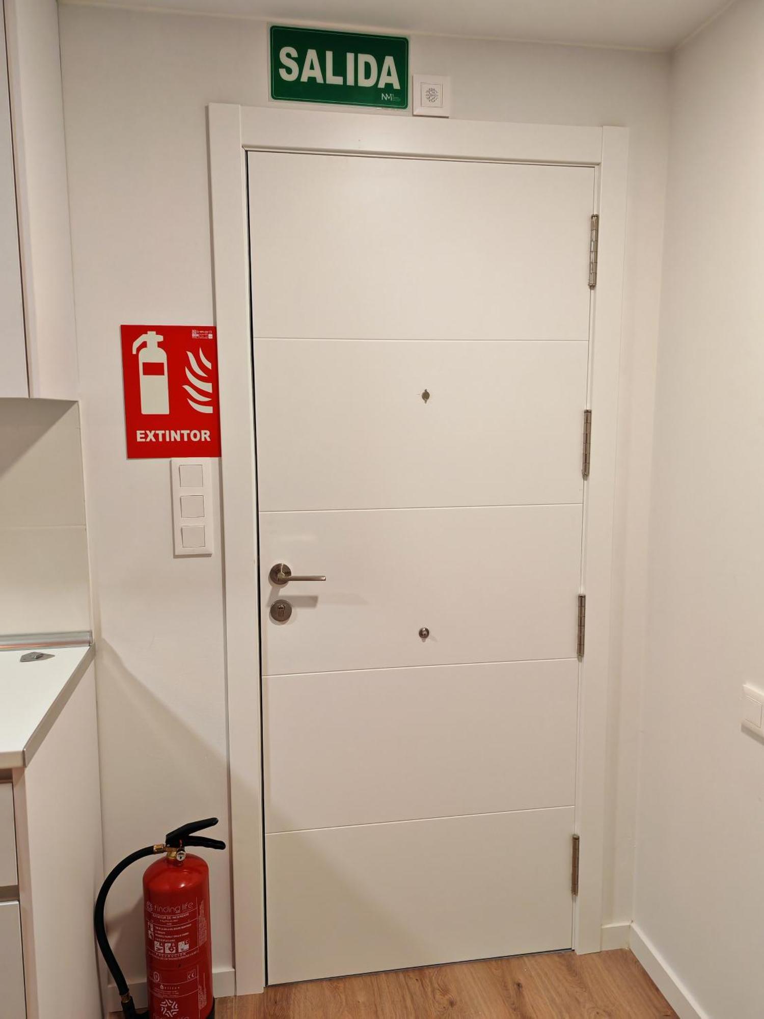 Rivas Futura Lägenhet Exteriör bild
